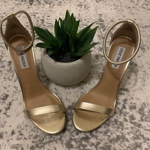 Steven Madden Gold Heels